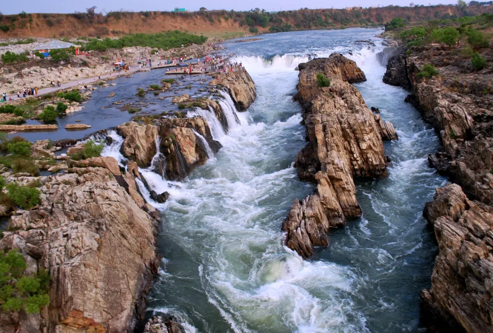 Fly to Jabalpur