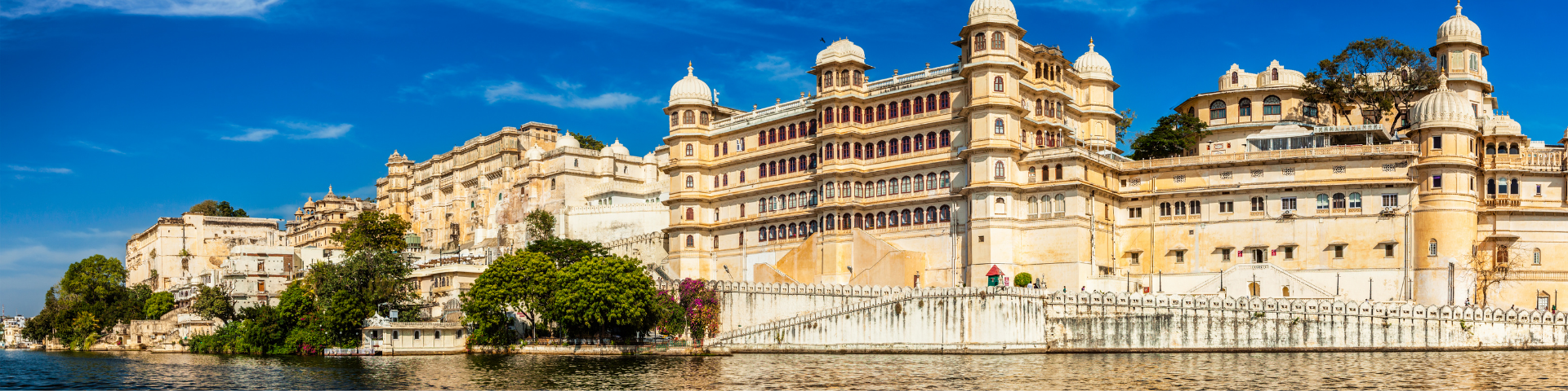 Udaipur Travel Guide 2026: Lakes, Palaces, Art, and How to Plan It Well