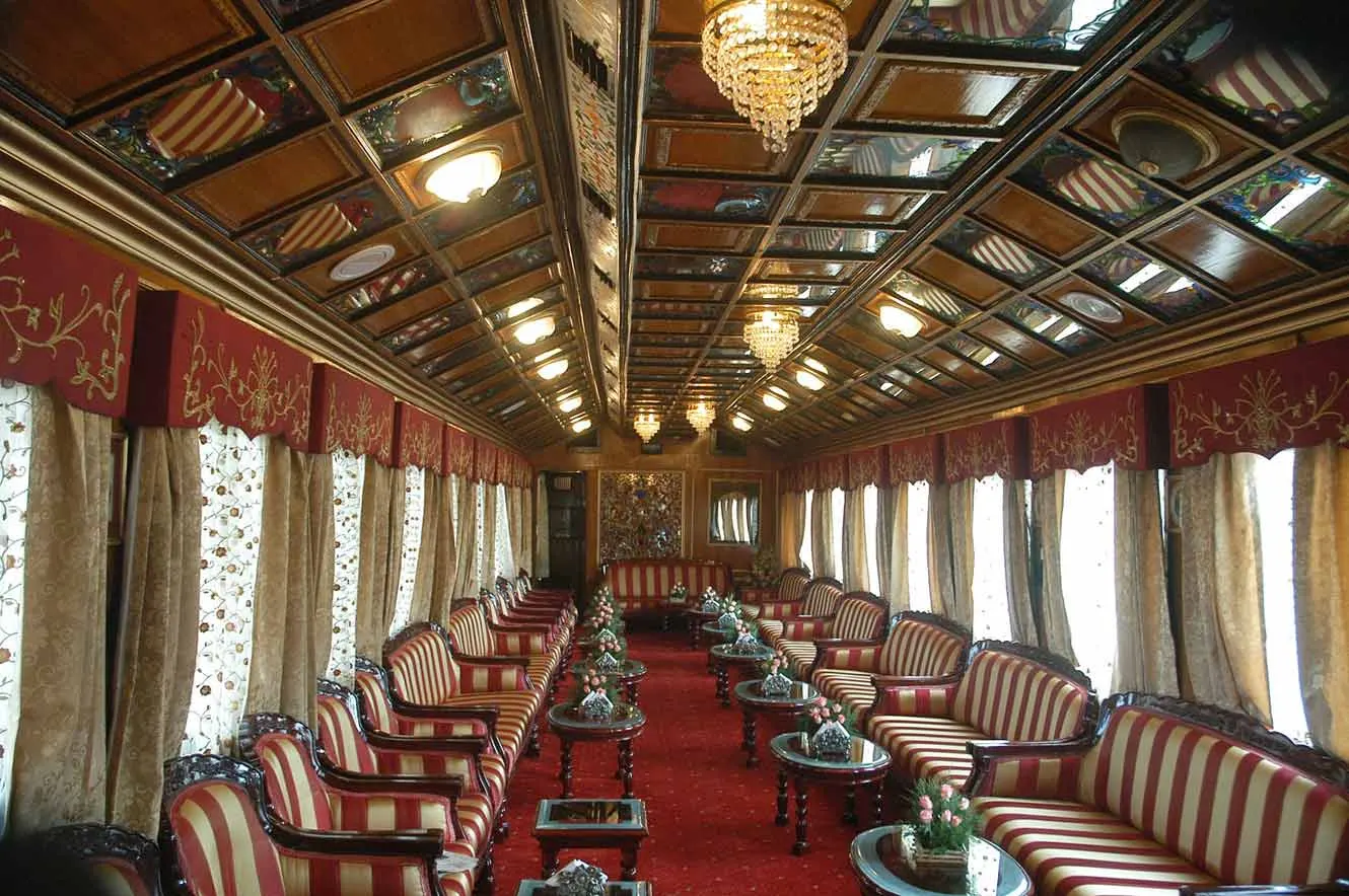 palace on wheels luxury train